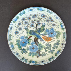Japan Birds of Paradise decorated plate 10 1/4&quot;
