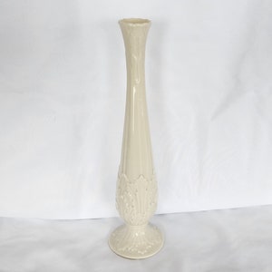 Vaso vintage in avorio della collezione Lenox Woodland da 11 pollici