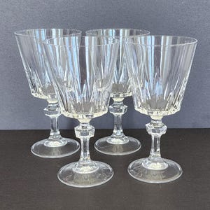 Set of four Princess House crystal Esprit water goblets wine glasses 6 3/4"