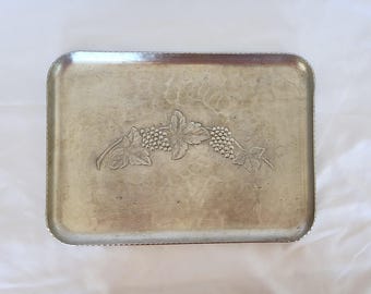 ハンドル付き鍛造アルミエンボストレイ - Etsy 日本
