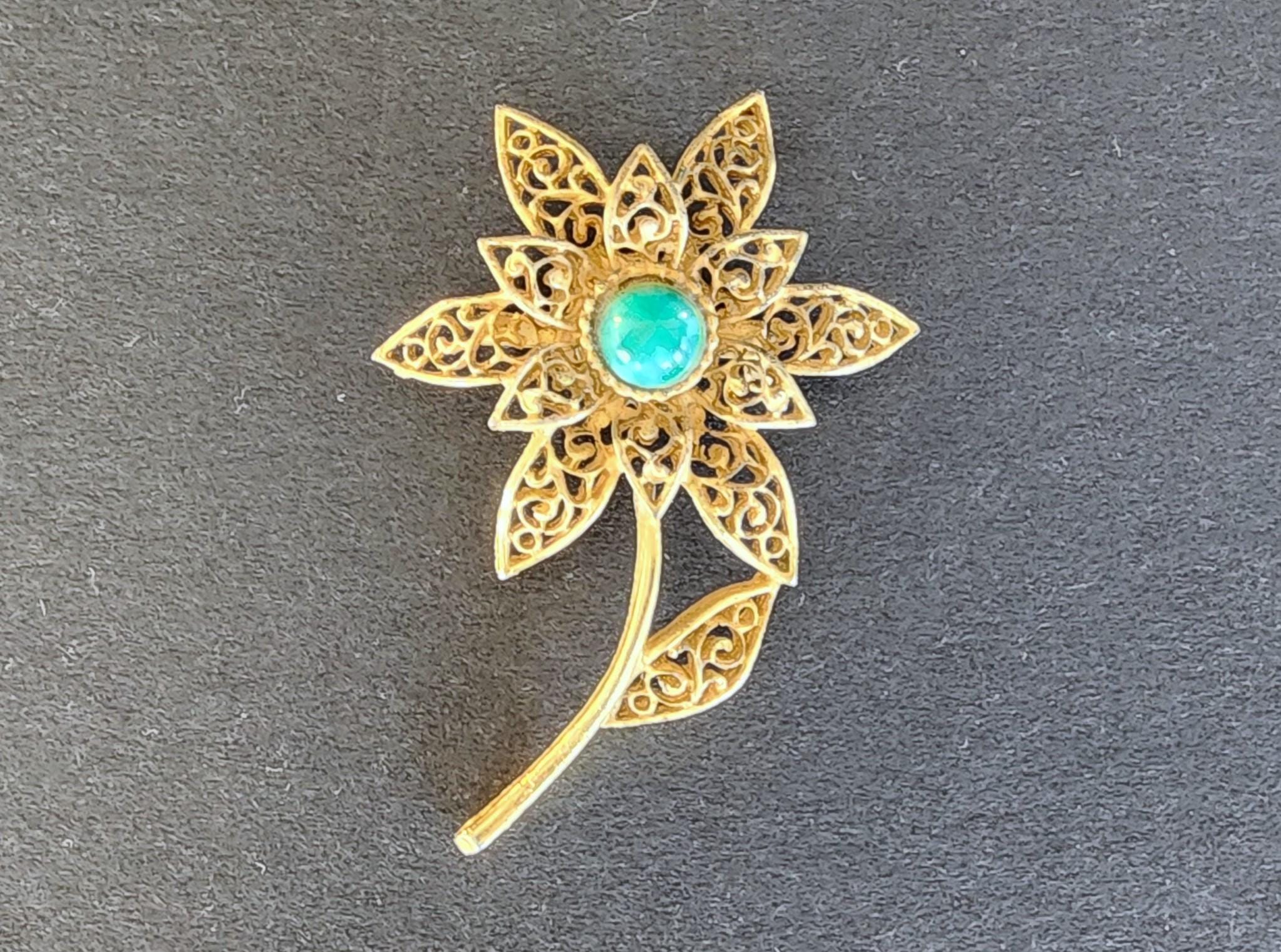 Broche Dorée Sens Privé à Cabochons Colorés - En Métal Et Résine, Parfait état, Occasion