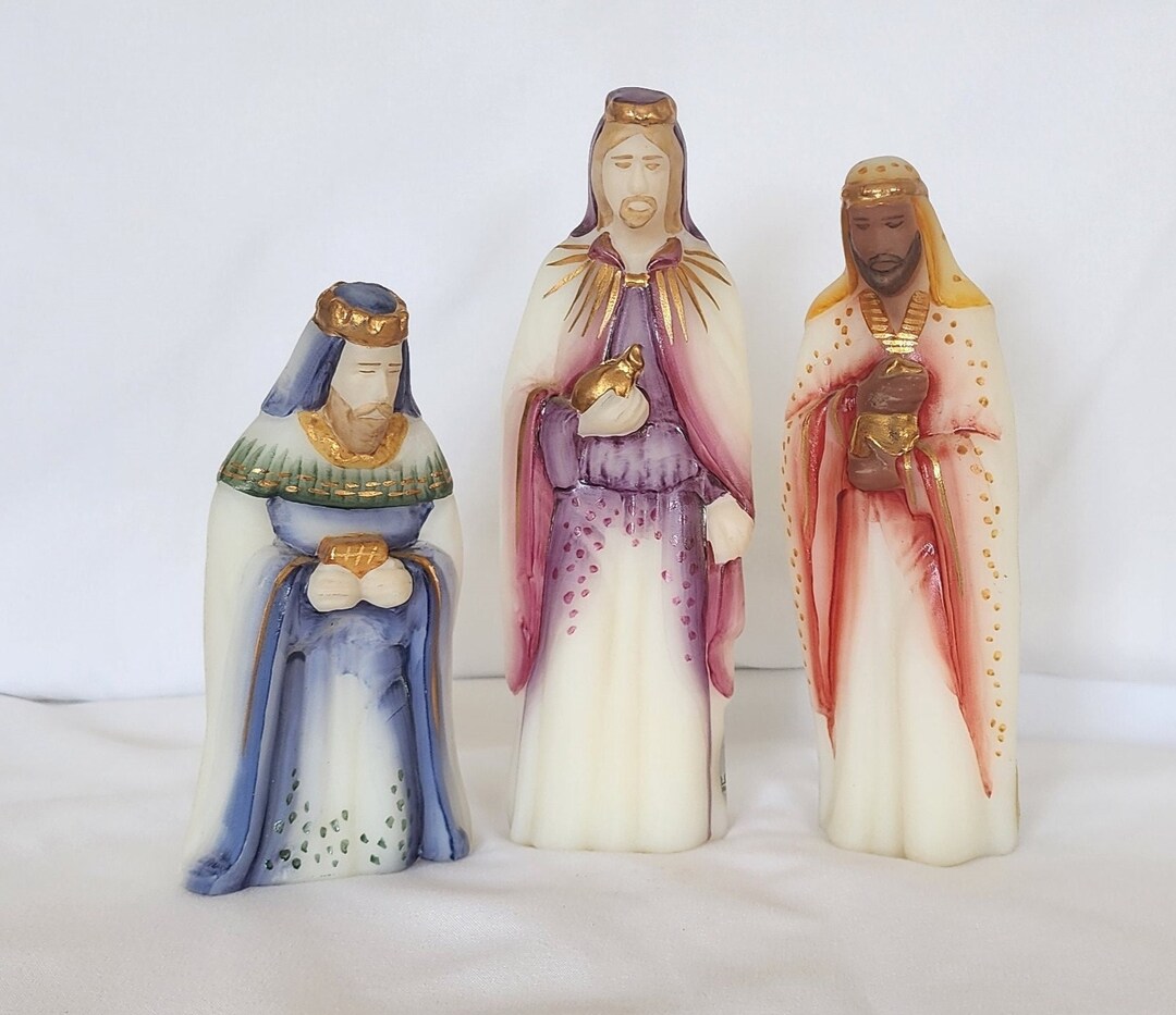 Fenton Glass Nativity Three Wise Men Hand Painted B Huggins Etsy