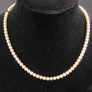 Collar vintage de perlas cultivadas Akoya de Mikimoto en plata de ley de 18 pulgadas firmado