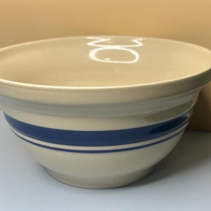 Roseville 2 Qt Salat / Rührschüssel - rustikale Country Farmhouse Decor - Vintage 8 ”blaue Streifenschüssel