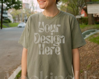 Comfort Colors 1717 Moss Mockup Real Model | Outdoor Nature Lifestyle