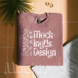 Gildan 18000 Heather Sport Dark Maroon Flat Lay, Maroon Sweatshirt Mock-up, Folded Crewneck Mock, Boho Trendy Aesthetic, Gildan Simple Mocks
