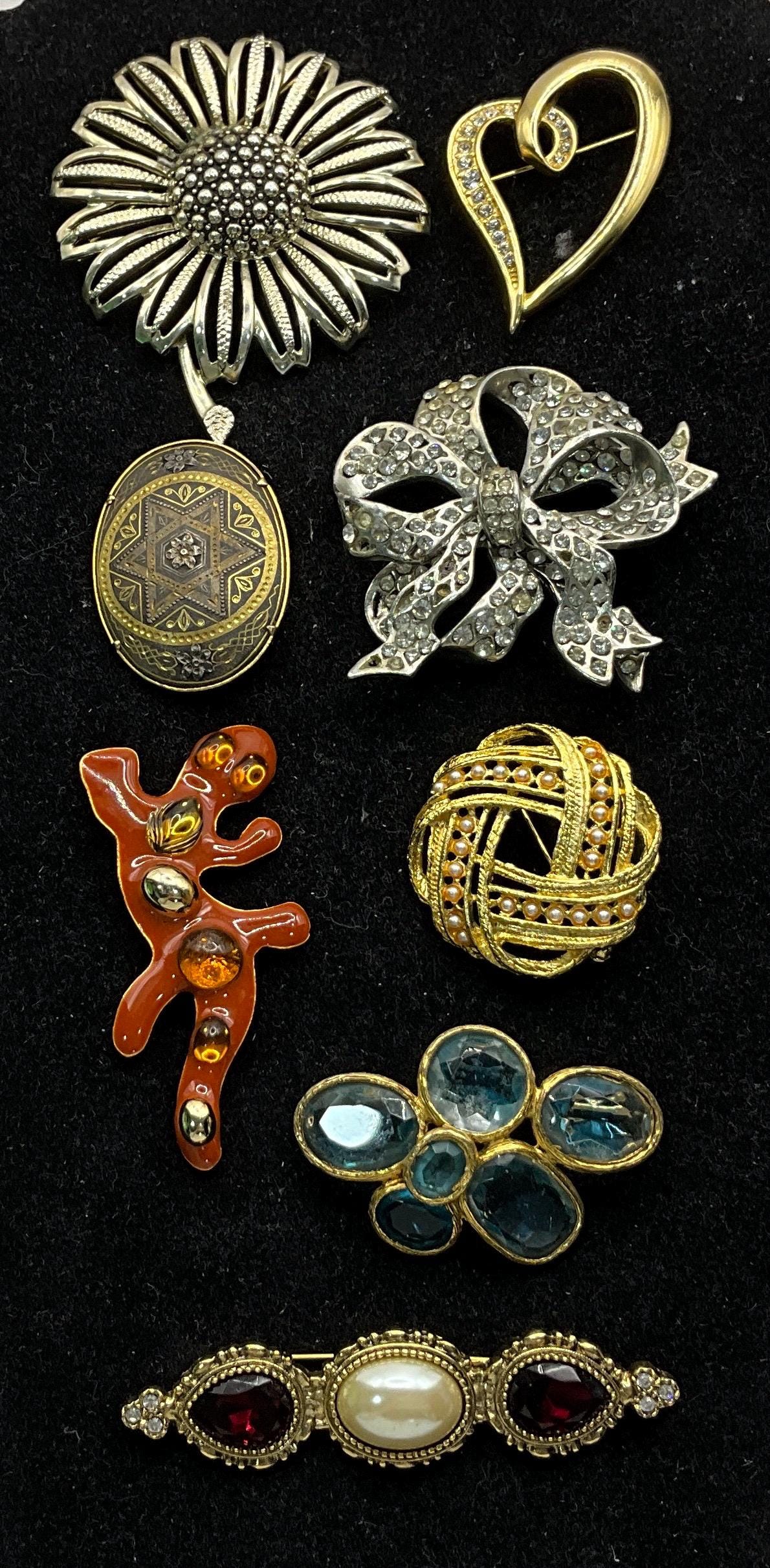 m*i様 ヴィンテージ ピンブローチ 8点セット ET259 ヴィンテージ ブローチ ピン 8個セット 様々なデザインとサイズ
