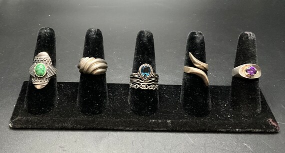 Lot of Vintage Rings Assorted sizes of Vintage Ri… - image 3