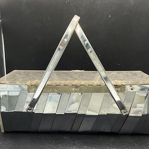 07. Vintage Mid Century Marbled Lucite And Metal With Handles Handbag Purse