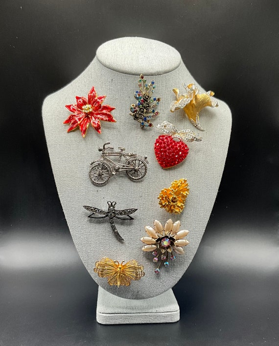 Lot 7 Broches Vintage Collection – Femme – Souris, Bug, Cerf – Multicolore