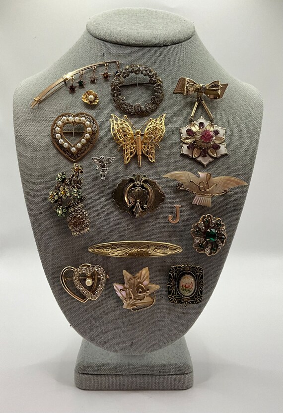 Bundle of Vintage Brooches Pins Lot of Assorted Vi