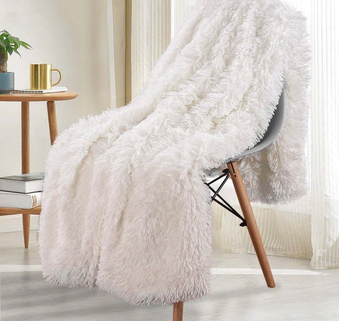 Fluffy throw blanket sale