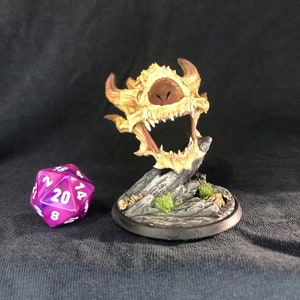 Learning to Paint D&D Minis -- a newbie vs a Death Tyrant
