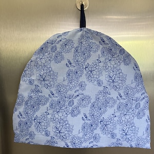 Handmade Blue Floral Tea Cozy: 100% Cotton, Cottagecore Style