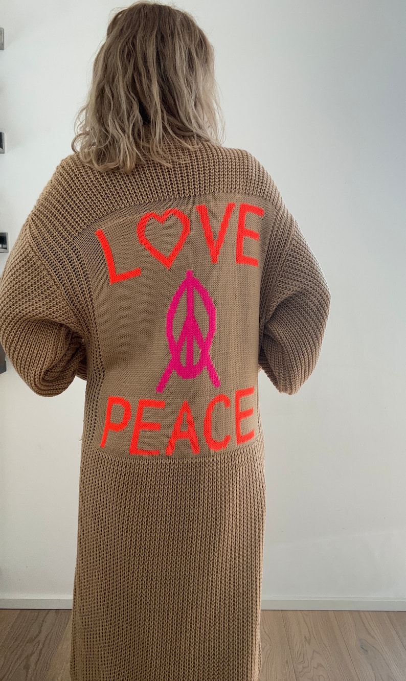 Langer Strickcardigan Love & Peace camel