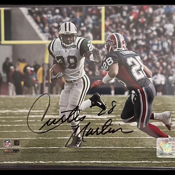 Hall of Fame RB Curtis Martin New York Jets Autographed 8x10 action photo with NFL Holotag and serial number