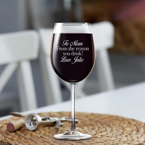 Custom Wine Glass with Mom&#39;s Reasons To Drink, Ideal Mother&#39;s Day Gift for Mom from Daughter, Includes Free Gift Box