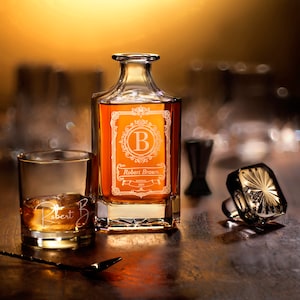 Custom Whiskey Decanter Set with Premium Engraving Quality, Christmas Gift, Groomsman and Fathers Day Gift, Free Gift Boxes