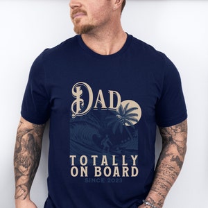 Chemise de plage personnalisée pour papa surfeur rétro, papa depuis, papa surfeur, tee-shirt de surf pour pères personnalisé, cadeau pour mari, cadeau pour père, chemise de vacances image 5