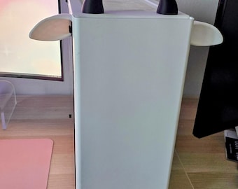 Cow PC decoration -- 3D printed, magnetic