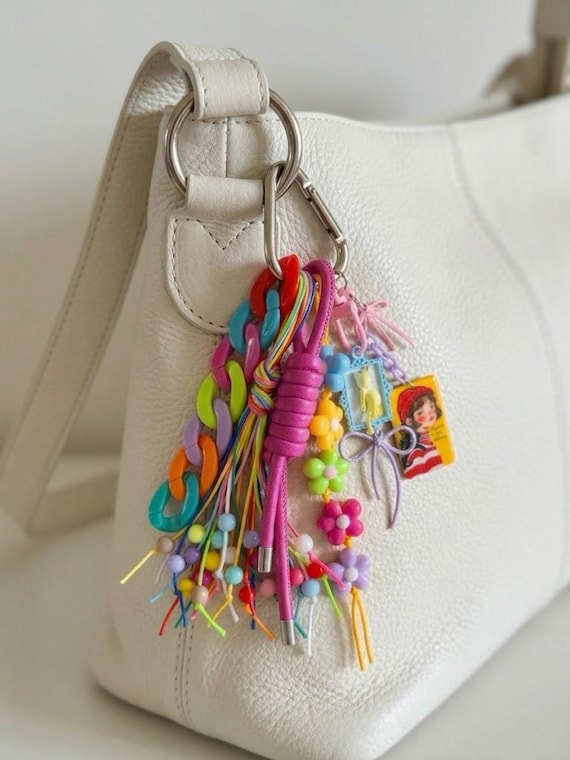 Maximalist Rainbow Bag Charm, Y2K Dopamine Purse Accessory, Chunky Acrylic Chain Beaded Flower Keychain, Retro Kawaii Tote Bag Clip