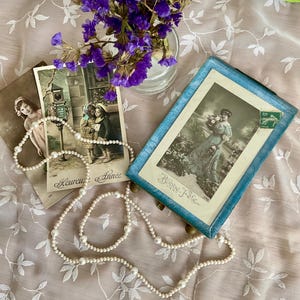 Beautiful Antique 1900 ART NOUVEAU French Heavy Bevelled Glass Photo Picture Frame Ball Feet Easel Stand included Glamour Postcard Gift