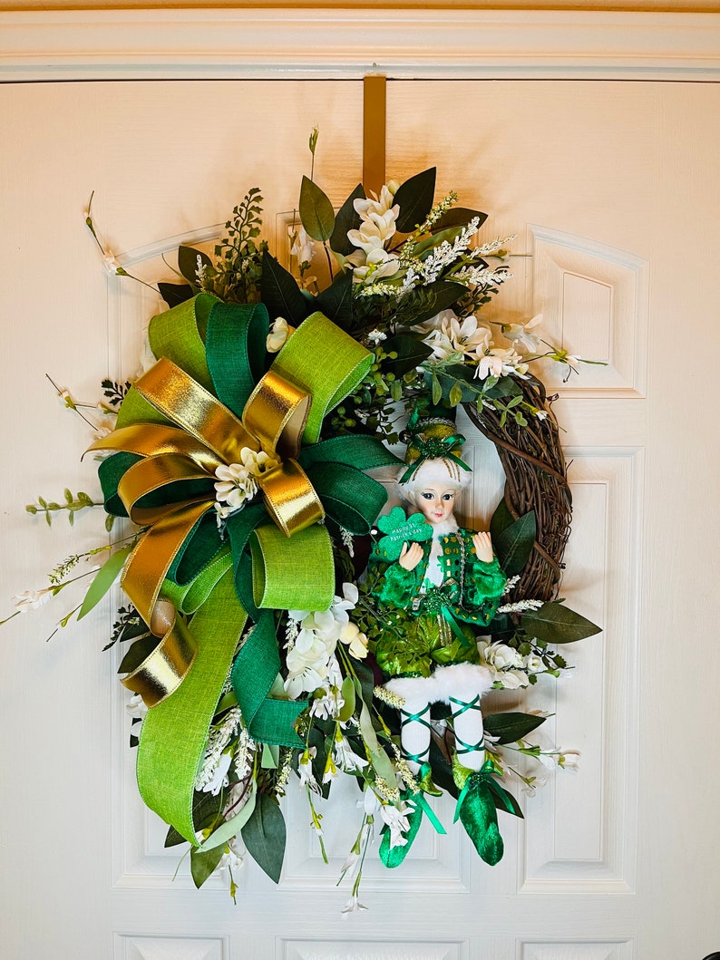 St. Patrick's Day Shamrock Wreath 12 Inch - Green Tinsel Door Decoration For Indoor Outdoor Use