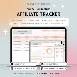 Puede incluir: Plantilla de seguimiento de afiliados de marketing digital que se muestra en una computadora portátil, una tableta y un teléfono inteligente. La plantilla incluye secciones para muestras de productos, paneles y cálculos automatizados. El texto de la imagen incluye "Gestionar muestras de productos, planificar contenido, realizar un seguimiento de las comisiones, analizar el rendimiento, establecer objetivos y mantenerse organizado."