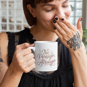 No Persigo Atraigo Mug 11oz 15oz | Spanish Self Love Coffee Mug | Feminine Energy Ceramic Cup image 7