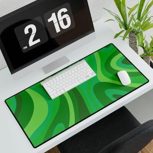 Green Swirl Design Desk Mat, Green Desk Mat, Geometric Aesthetic Mouse Pad, Office Decor Gift, Desk Accessories Organizer, Home Office