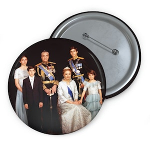 Royal family of Persia button, Mohammad Reza shah, Farah Diba and their children pin, Official portrait of the Pahlavi family badge