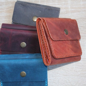 Cartera de cuero personalizada para mujer, Cartera con nombre personalizado y flor de nacimiento, Cartera para mujer, Regalos para mamá, Regalos para ella, Cartera hecha a mano