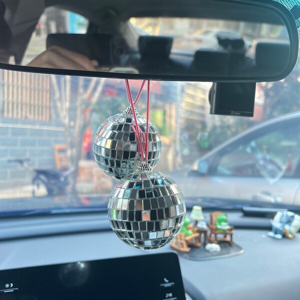 Accesorio de espejo retrovisor colgante para coche con bola de discoteca plateada-Bola de discoteca Groovy Boho y bonito adorno para espejo retrovisor de coche