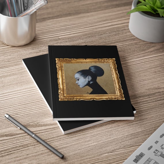 La Dama II -pencil artwork on cover- Journal