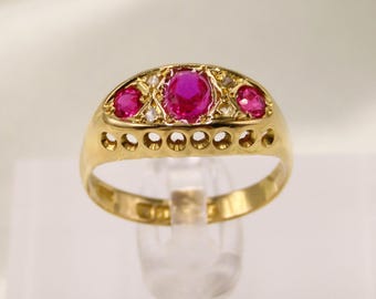 Antique 1919 18ct Gold Synthetic Ruby & Diamond Seven-stone Ring, Size N 1/2