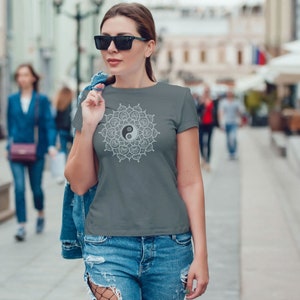 Divine Connection T-Shirt: Chinese Yin Yang Shirt for Spiritual Awakening, Balance and Inner Peace ,Cosmic Harmony and Zen Meditation