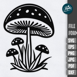 Peut inclure: Illustration en noir et blanc d'un champignon avec trois petits champignons qui poussent autour de lui. Les champignons sont entourés d'herbe.