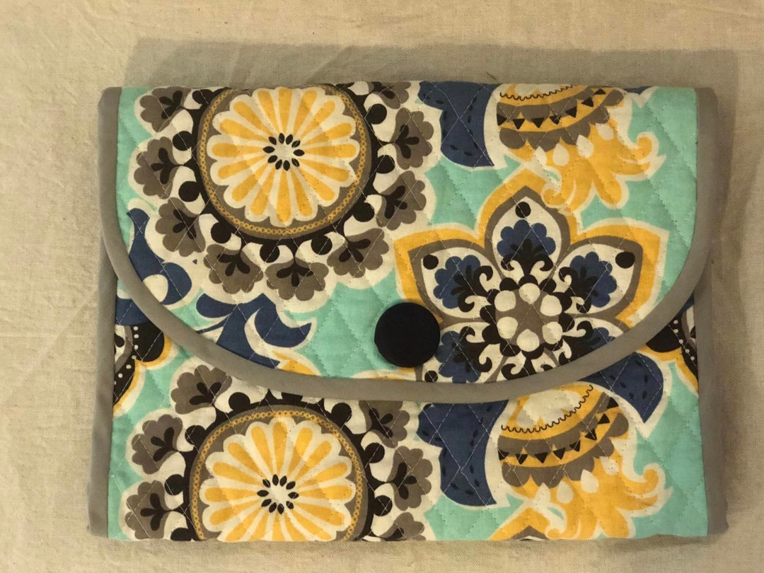 Quilted Bible/book Cover W/ Pen/pencil Pocket Etsy