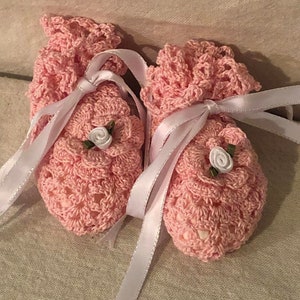 Handmade Pink/White Rose Crochet Baby Booties