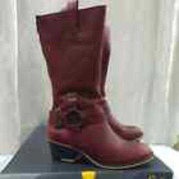 Price Reduced   NIB Size 9 Rosie Riding Red Leath… - image 1
