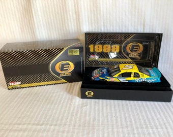 Terry Labonte #5 Kellogg&#39;s/ Nascar Racers 1999 Monte Carlo Elite 1:24 Die Cast Car W/ Original Box