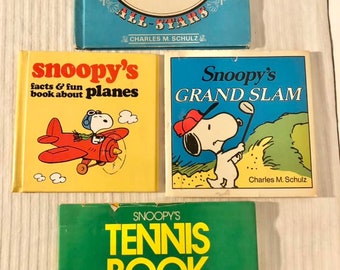Lot of 4 Vintage Snoopy & Charlie Brown Books