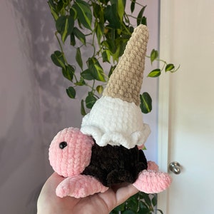 Handmade ice cream turtle plush, Neapolitan ice cream turtle crochet plushie, amigurumi