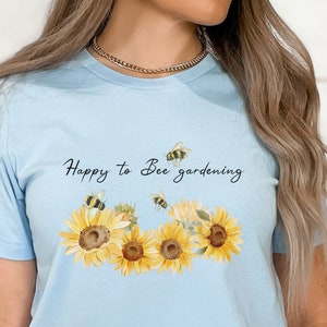 Happy gardener shirt, garden bee, gardening shirt, gift for Mom, Gardener T Shirt, Plant Lover Shirt,Gift For Gardeners, Botanical Shirt