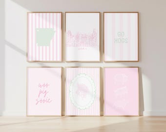 Conjunto de 6 pôsteres da Universidade do Arkansas | Impressões preppy em rosa e verde | Decoração para quarto de estudante | Download digital