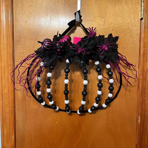 Sparkle Pumpkin Wreath: Hand-Painted Wood Beads, Black and Pink Glitter