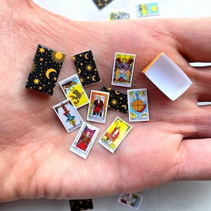 Miniatur Tarot Karten 1:12 Tarot Karten Set Puppenhaus Tarot Karten - Digital Download Printable PDF - DIY Print and Cut