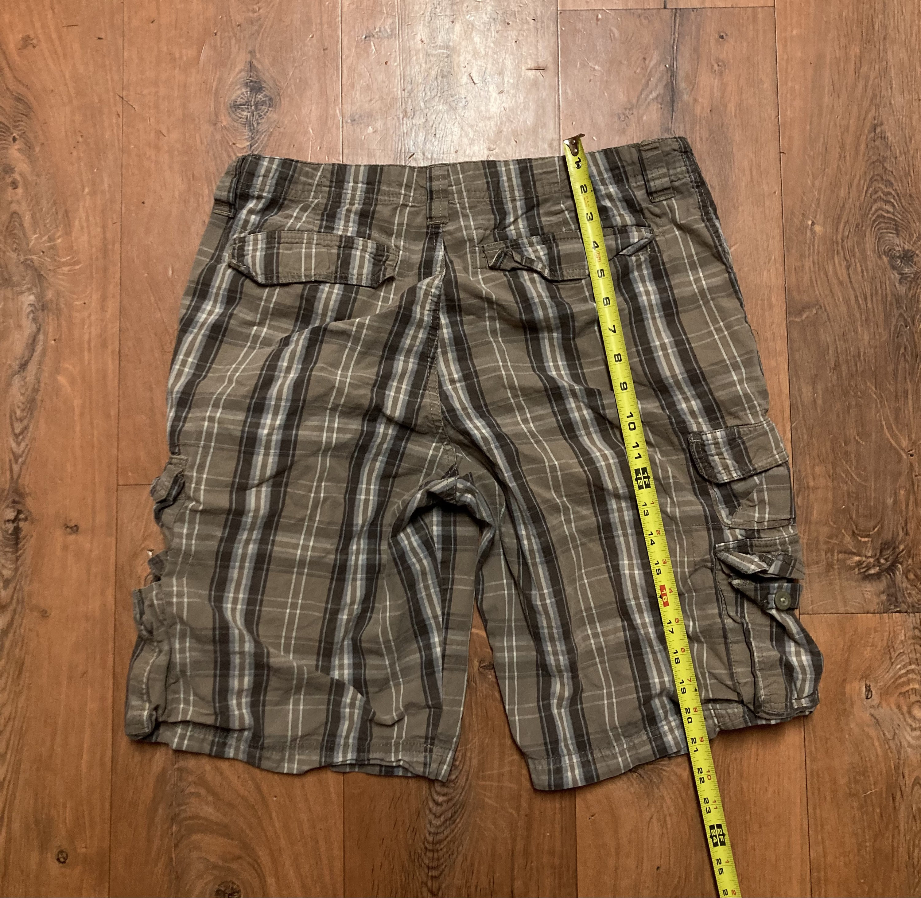 Lee hotsell plaid shorts