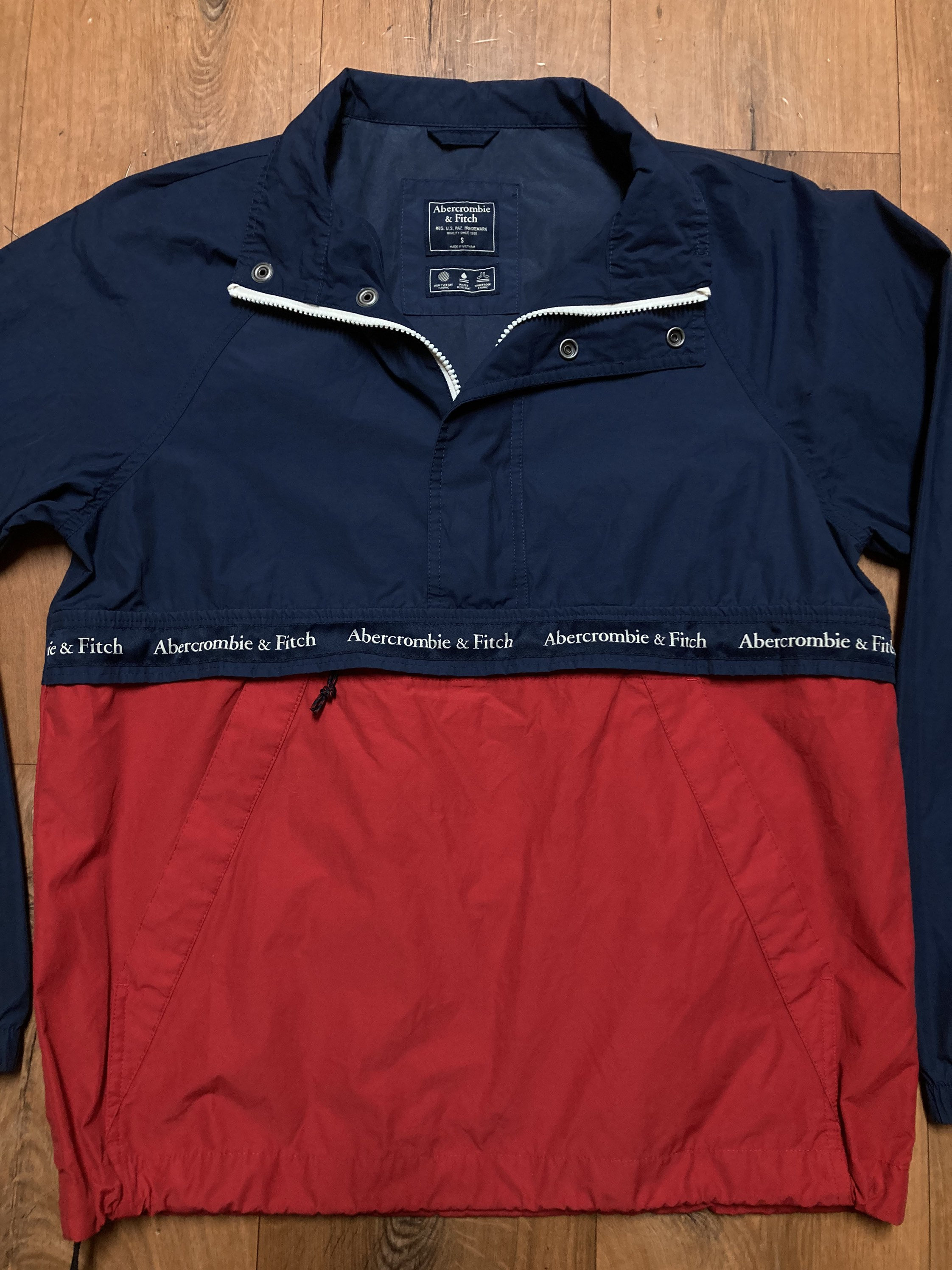 Abercrombie Fitch Mens Small Windbreaker Top Jacket Water Resistant 1 2 Zip Packable Pocket Lightweight Blue Red Half zip Etsy Australia