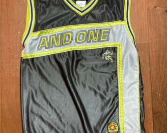 Vintage 90s AND1 Basketball Jersey Classic Playground #1 And One Boys Medium Youth Sleeveless Shirt Silver Yellow